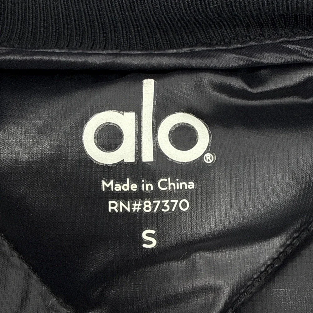 Alo Yoga Idol Bomber Workout Jacket‎ Black Down Filled Puffer Small EUC